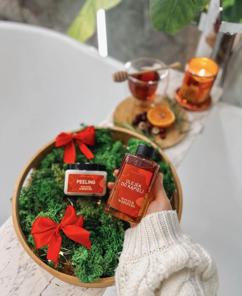 Zimowy zestaw kosmetyków do kąpieli Cannabio